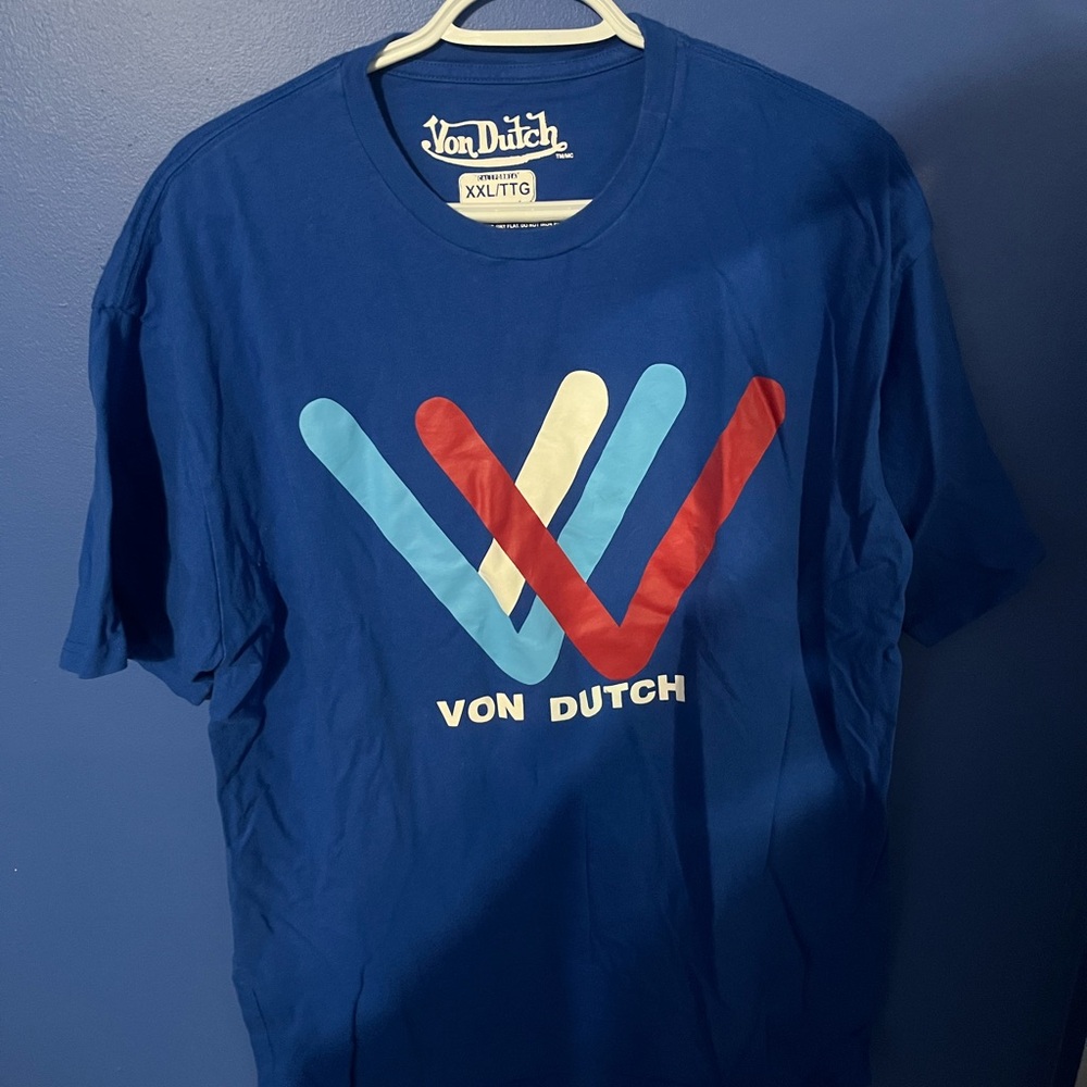 Von Dutch Blue Tee with Multicolor Graphic